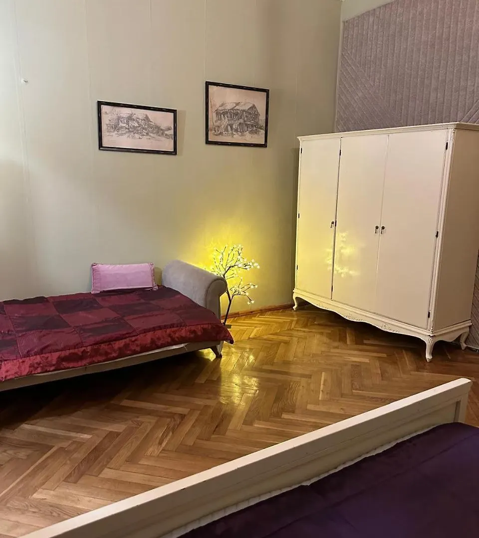 Cozy Apartment In The City Tbilisi